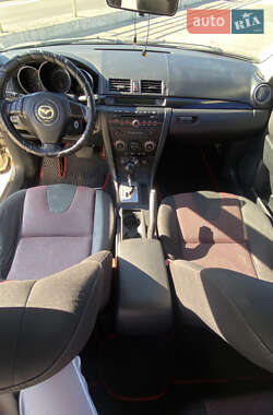 Седан Mazda 3 2005 в 