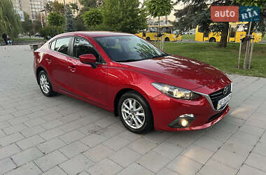Седан Mazda 3 2016 в 