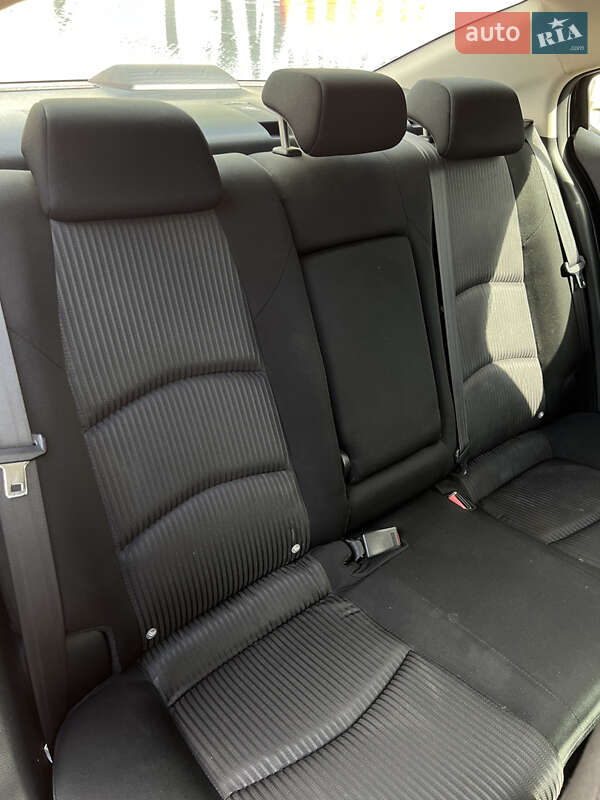 Седан Mazda 3 2016 в Черкассах