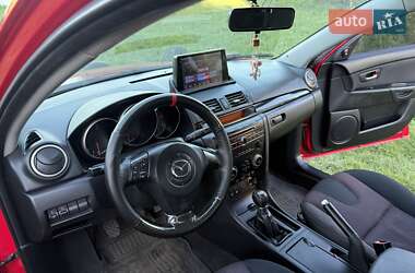 Седан Mazda 3 2005 в 
