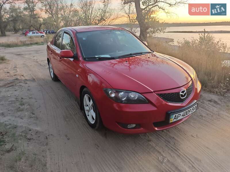 Седан Mazda 3 2005 в Днепре