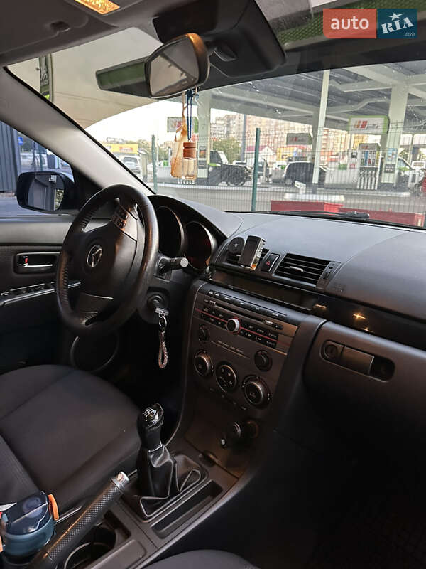 Хэтчбек Mazda 3 2007 в Одессе