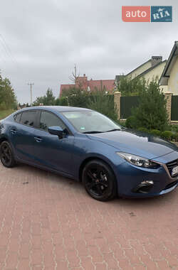 Седан Mazda 3 2017 в 