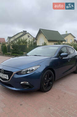Седан Mazda 3 2017 в 