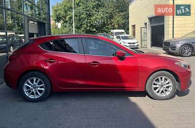 Хэтчбек Mazda 3 2013 в 