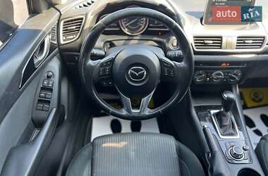 Хэтчбек Mazda 3 2013 в 