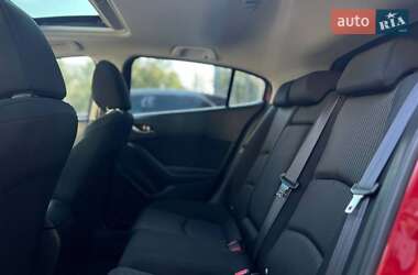Хэтчбек Mazda 3 2013 в 