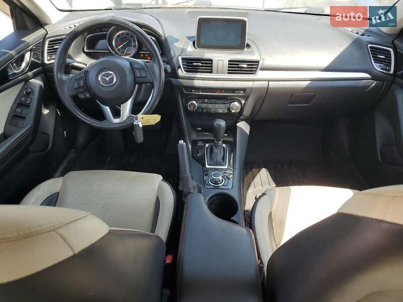 Хэтчбек Mazda 3 2015 в Одессе