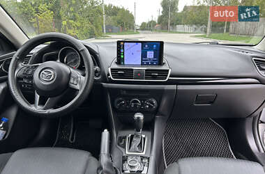 Седан Mazda 3 2013 в 