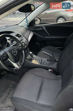 Седан Mazda 3 2011 в 