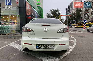 Седан Mazda 3 2011 в 