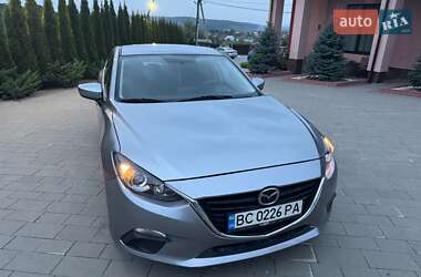 Седан Mazda 3 2016 в Львові