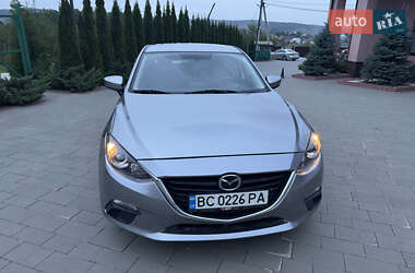 Седан Mazda 3 2016 в 