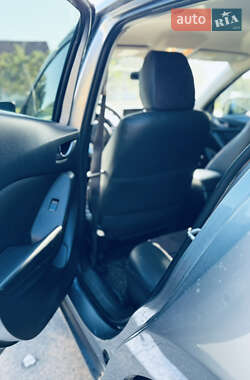 Седан Mazda 3 2016 в 