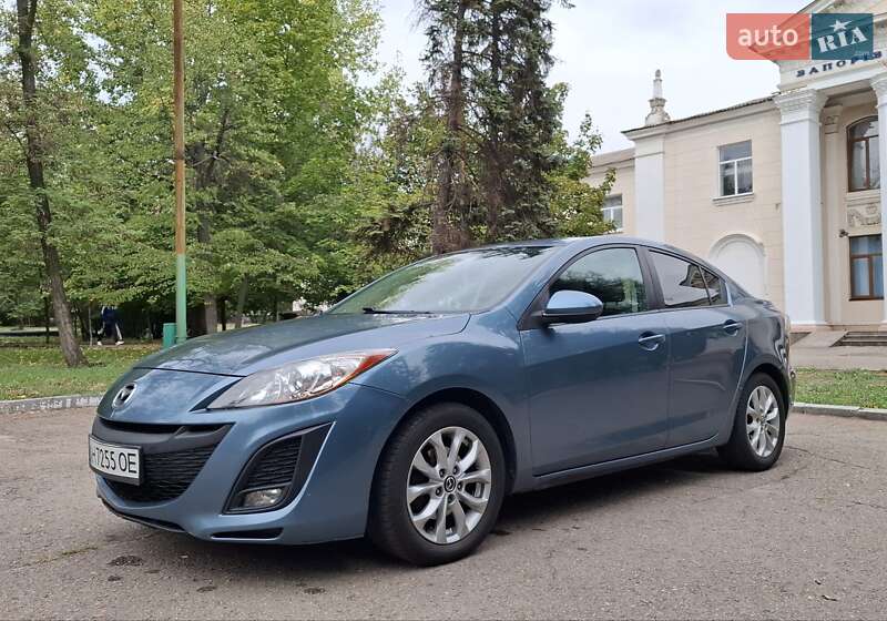 Седан Mazda 3 2010 в Запорожье