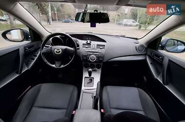 Седан Mazda 3 2010 в 