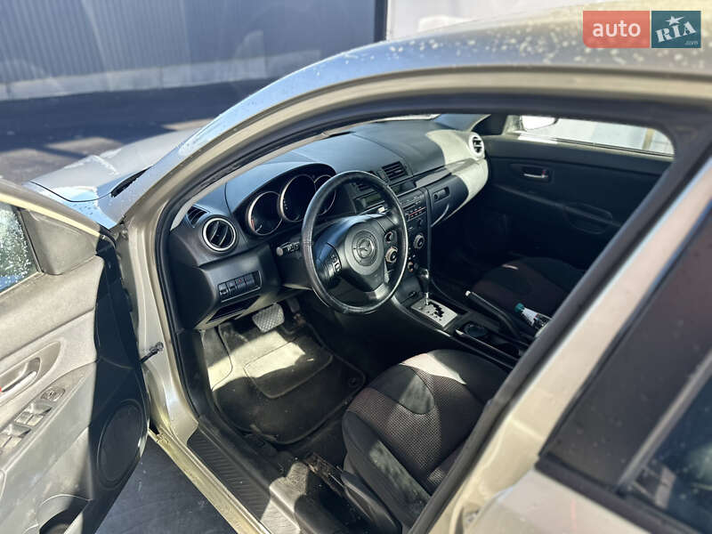 Седан Mazda 3 2005 в Киеве