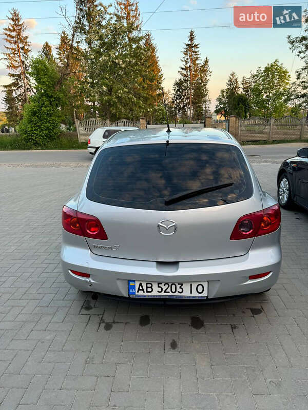 Хэтчбек Mazda 3 2004 в Шаргороде