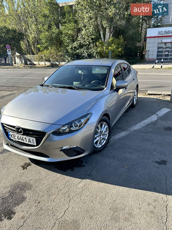 Седан Mazda 3 2014 в 