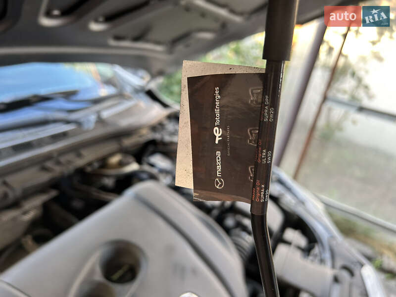 Седан Mazda 3 2014 в Днепре