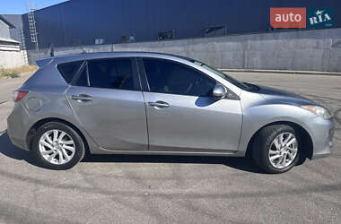 Хэтчбек Mazda 3 2011 в 