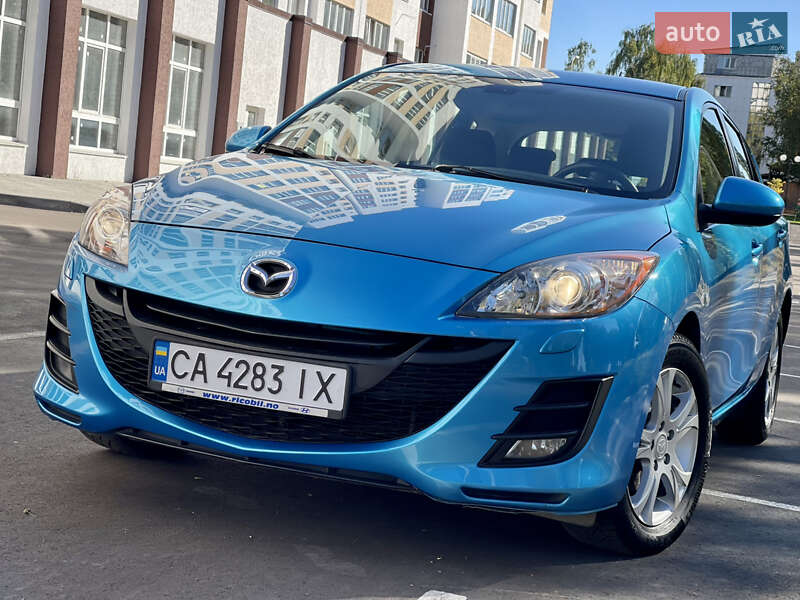 Хетчбек Mazda 3 2009 в Києві фото 4 Хетчбек Mazda 3 2009 в Києві