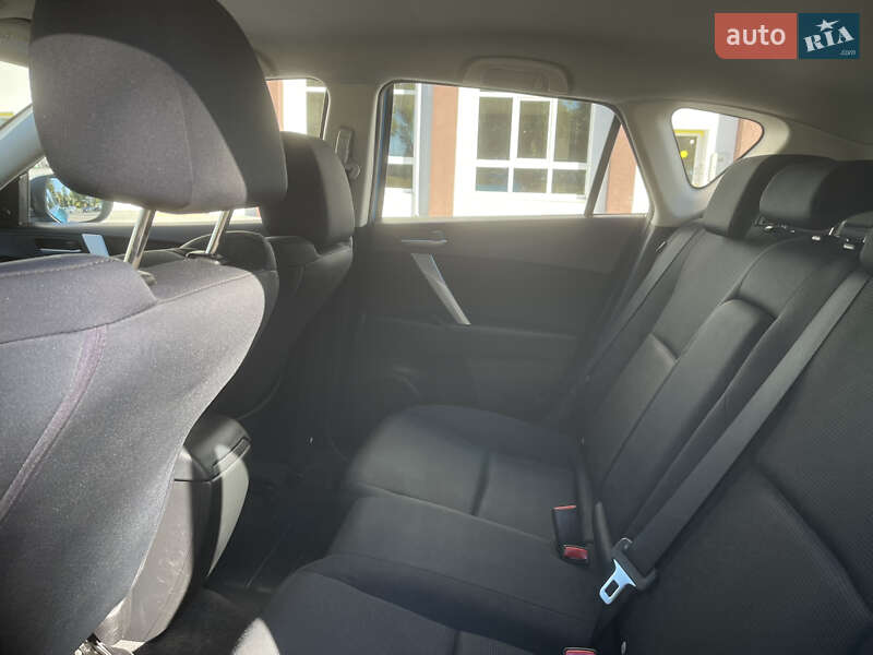 Хетчбек Mazda 3 2009 в Києві фото 36 Хетчбек Mazda 3 2009 в Києві