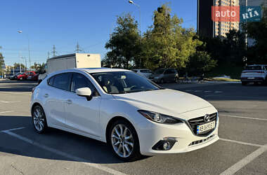 Mazda 3 2015