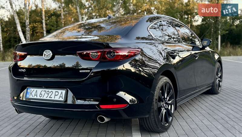 Седан Mazda 3 2019 в Киеве