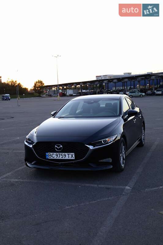 Седан Mazda 3 2021 в Львове