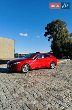 Седан Mazda 3 2016 в Киеве