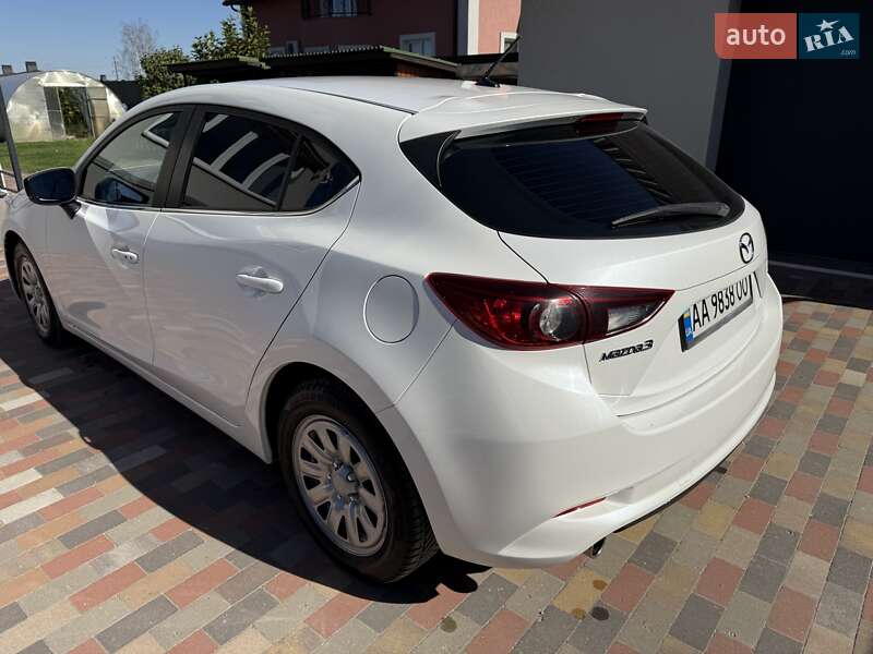 Хэтчбек Mazda 3 2016 в Киеве