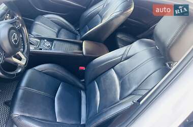 Седан Mazda 3 2017 в 
