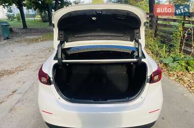 Седан Mazda 3 2017 в 