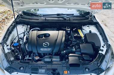 Седан Mazda 3 2017 в 