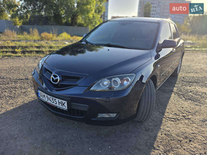Хэтчбек Mazda 3 2008 в Житомире
