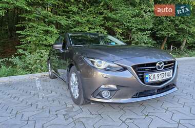 Седан Mazda 3 2016 в 