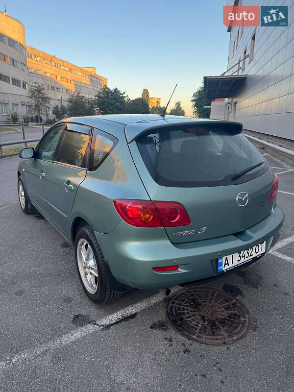 Хэтчбек Mazda 3 2004 в Киеве