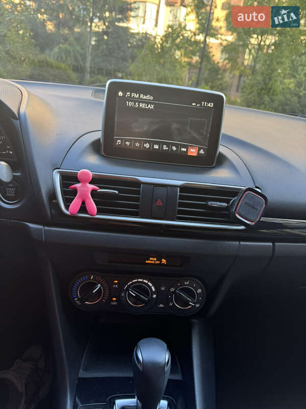 Хетчбек Mazda 3 2015 в Києві