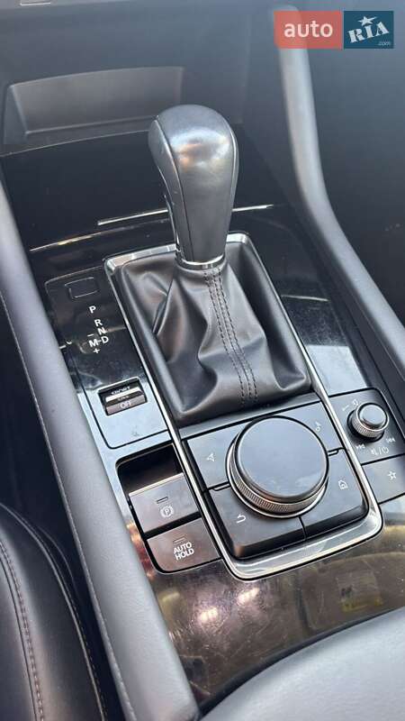 Седан Mazda 3 2019 в Львові