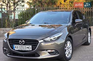 Mazda 3 2017