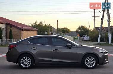 Седан Mazda 3 2017 в 
