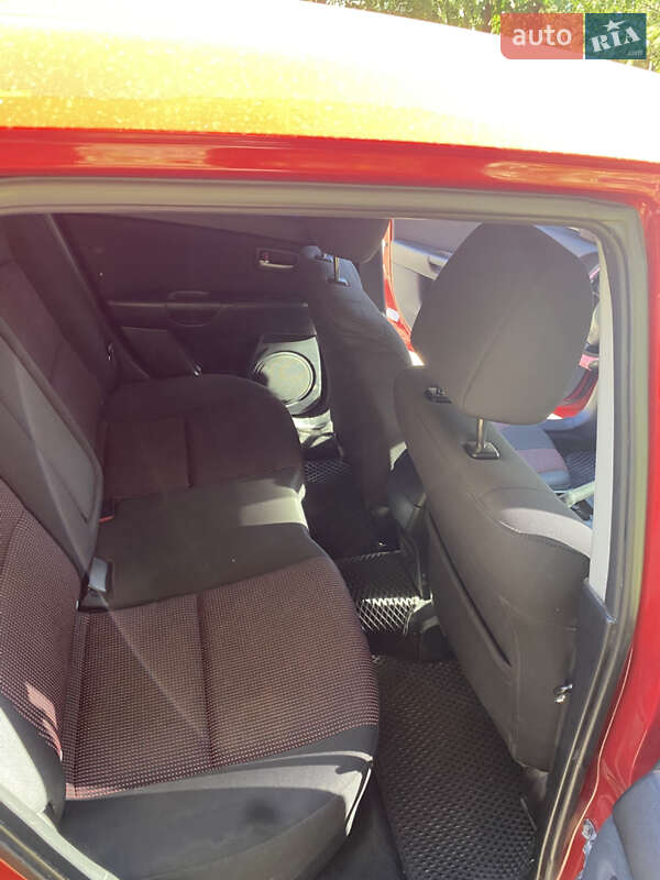 Хэтчбек Mazda 3 2005 в Василькове