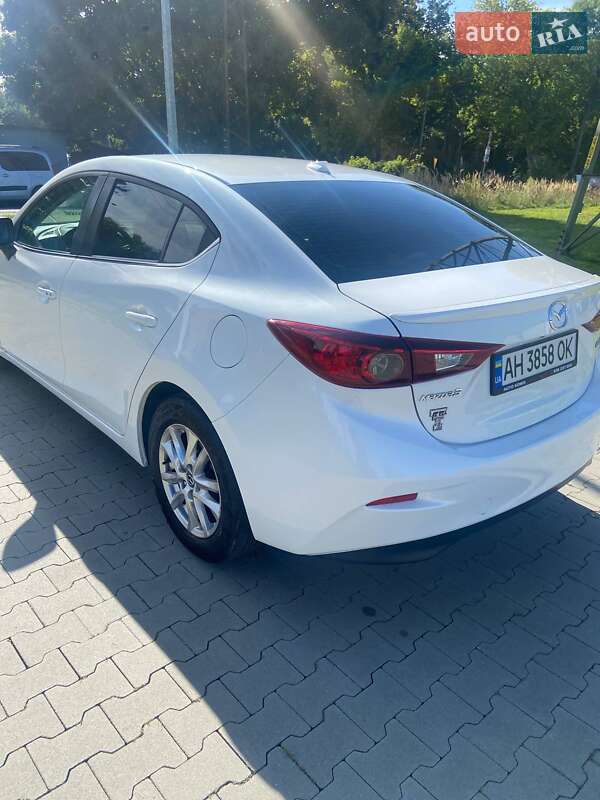 Седан Mazda 3 2016 в Львове фото 6 Седан Mazda 3 2016 в Львове