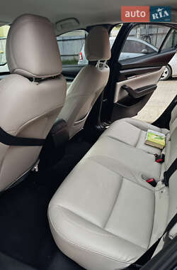 Седан Mazda 3 2019 в 
