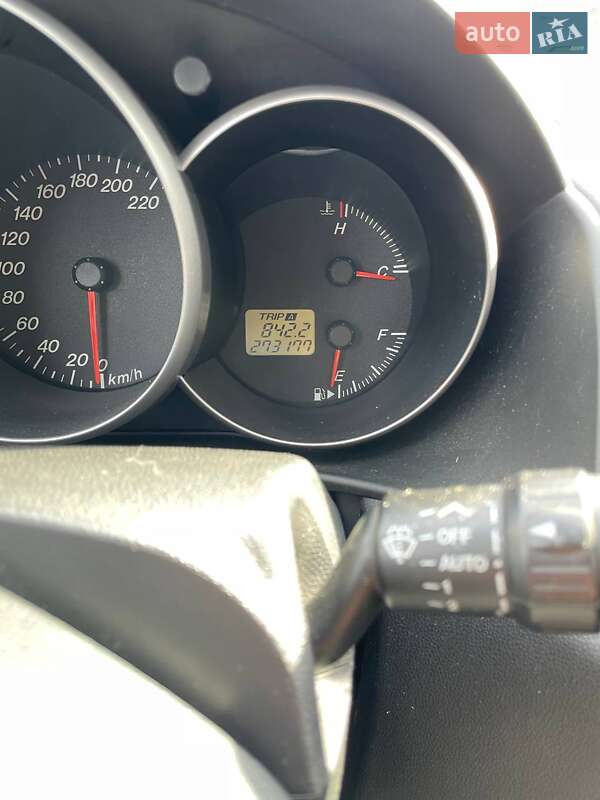 Хэтчбек Mazda 3 2008 в Луцке фото 4 Хэтчбек Mazda 3 2008 в Луцке