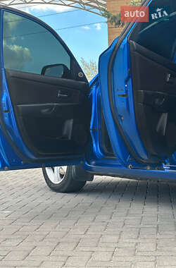 Хэтчбек Mazda 3 2006 в 