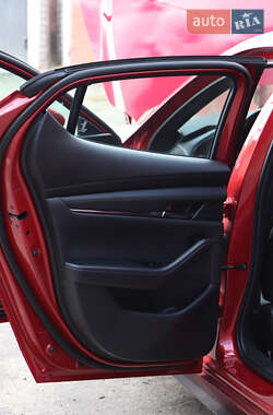 Хэтчбек Mazda 3 2024 в 
