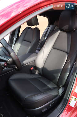 Хэтчбек Mazda 3 2024 в 