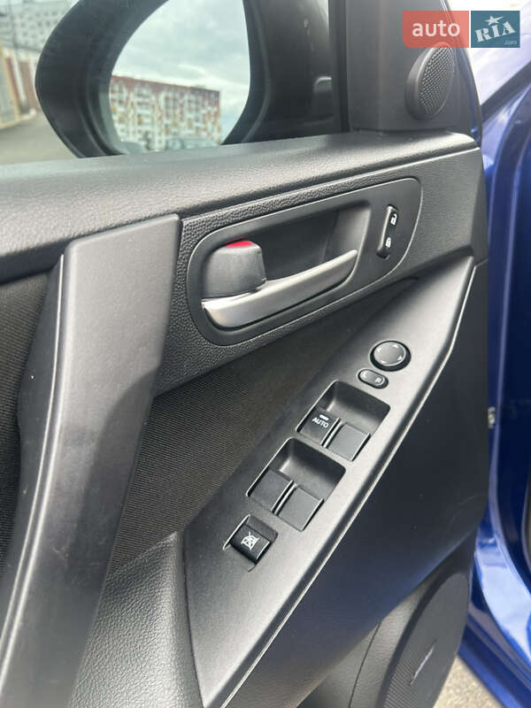 Седан Mazda 3 2013 в Харькове